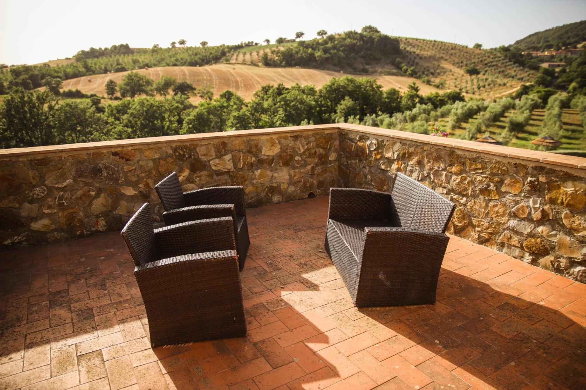 Bio Agriturismo Poggio Aione Saturnia Exterior photo